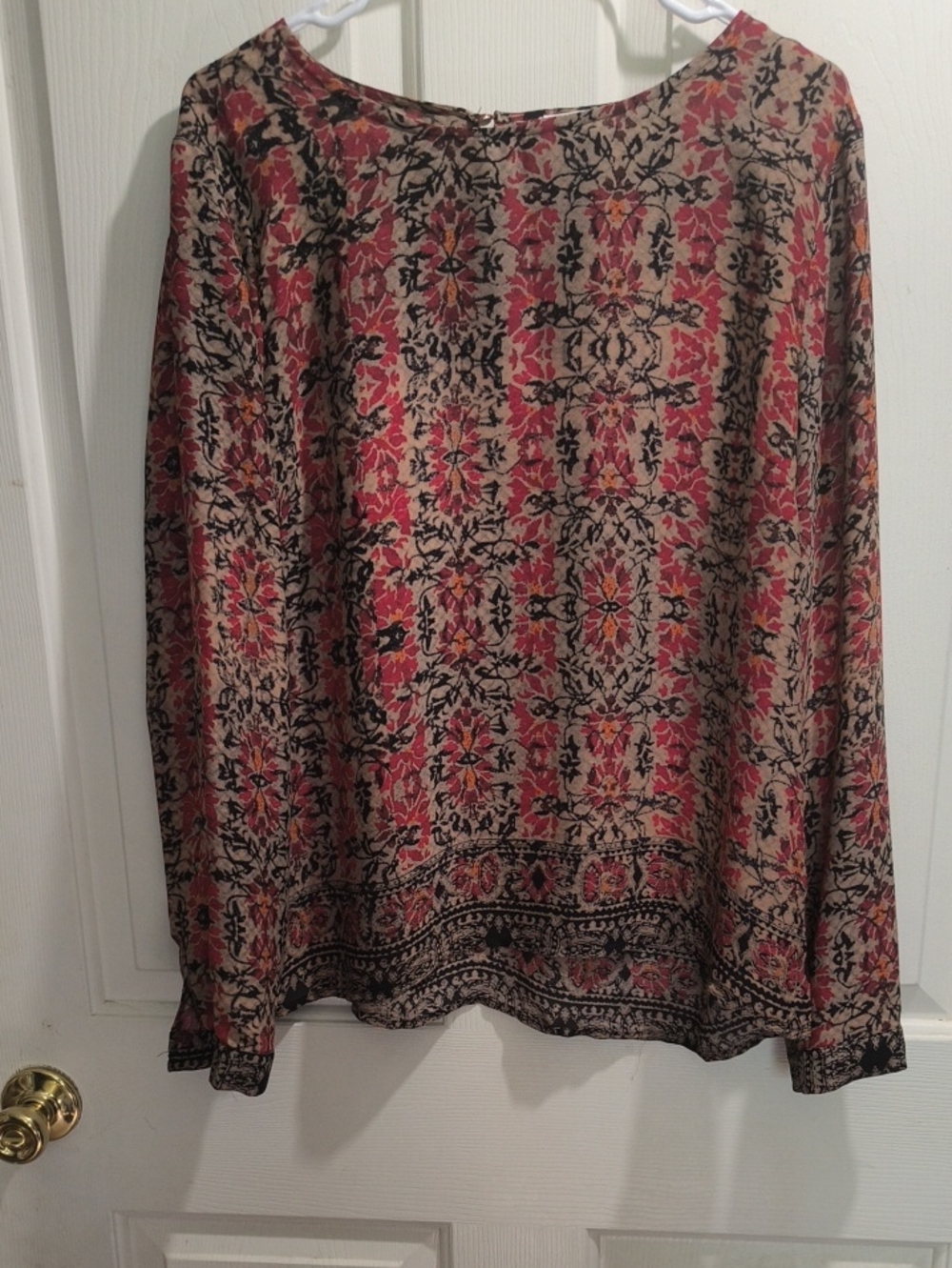 Violet & Claire Tan, Pink and Black Floral Print Blouse